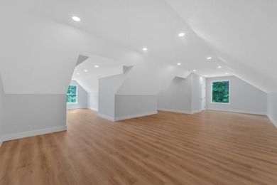 Stunning 2023 Four-Bedroom Property with Exceptional Amenities - photo 54