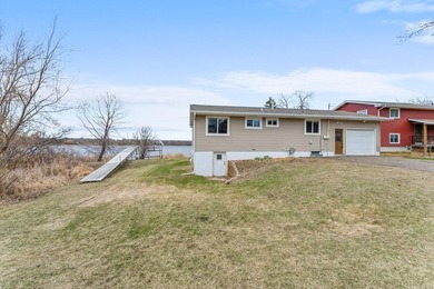 PLEASANT LAKE! Don't miss this rare opportunity to own 62 feet - photo 5