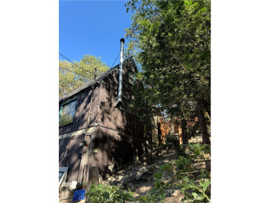 Lake Home For Sale in Lake Arrowhead, California