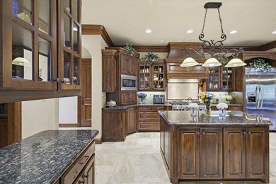 Set within the prestigious guarded and gated community of Mira - photo 12