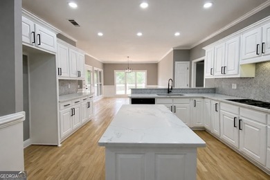 Gracefully positioned within the prestigious Providence Club in - photo 16