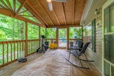 Discover this beautiful 3-bedroom, 2-bathroom home, perfectly - photo 22