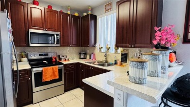 Lake Condo For Sale in Homestead, Florida