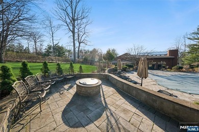 Welcome to this grand 7-bedroom manor located in the prestigious - photo 33