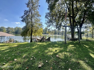 Lake Home For Sale in Tiptonville, Tennessee