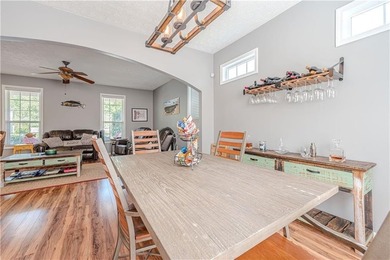 Charming Cottage Style 3 bedroom 2 1/2 Bath home with a detached - photo 10