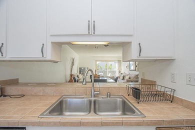 Welcome to this beautiful 2-bedroom, 1-bath condo in the - photo 15