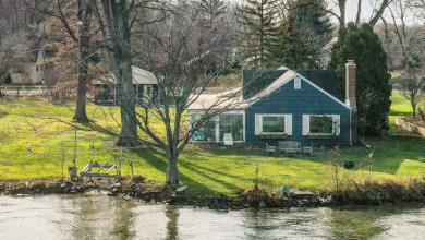 DIAMOND LAKE HOME - Lake Home For Sale in Cassopolis, Michigan