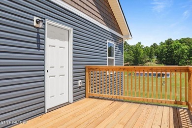 Great new construction underway in Rutledge! This 3 bedroom, 2 - photo 36