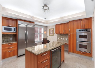 STUNNING SE CORNER DIRECT OCEAN RESIDENCE INVITES YOU TO - photo 8