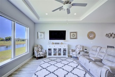 Welcome to effortless luxury living! This beautifully furnished - photo 12