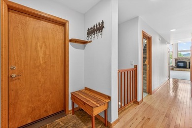 Quality-Built Mountain Retreat on Meadow Creek Golf Course - photo 15