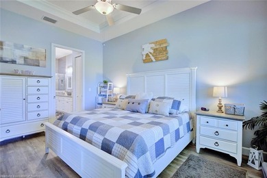 Welcome to effortless luxury living! This beautifully furnished - photo 16