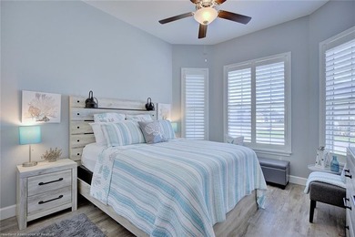 Welcome to effortless luxury living! This beautifully furnished - photo 21