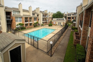 Lake Condo For Sale in Garland, Texas