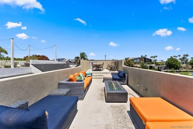 Exceptional luxury beach home offering sweeping views of Mission - photo 31