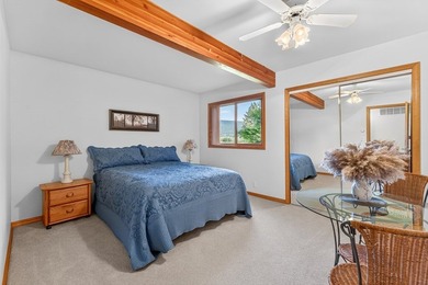Quality-Built Mountain Retreat on Meadow Creek Golf Course - photo 32