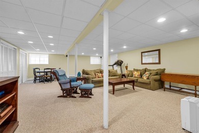 Welcome to your next obsession! This impeccably maintained - photo 34