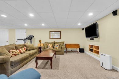 Welcome to your next obsession! This impeccably maintained - photo 35