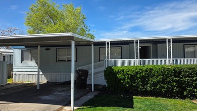 Welcome home! 4 bedroom 2 bath home in most desired mobile home - photo 3