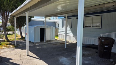 Welcome home! 4 bedroom 2 bath home in most desired mobile home - photo 4
