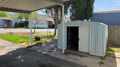 Welcome home! 4 bedroom 2 bath home in most desired mobile home - photo 6