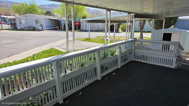 Welcome home! 4 bedroom 2 bath home in most desired mobile home - photo 9
