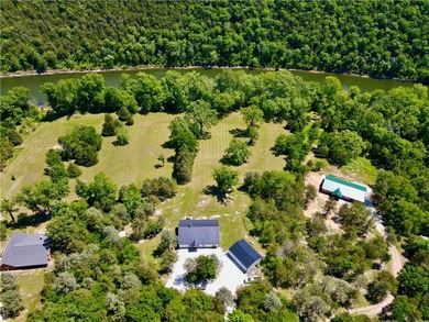 Table Rock Lake - Carroll County Home For Sale in Eureka Springs Arkansas