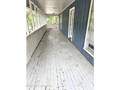 AS-IS Investment Opportunity in Ocean Springs! Unlock the - photo 3