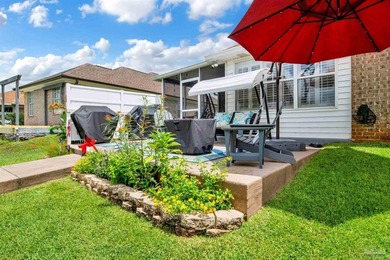 $5,000 toward buyer's closing costs! Private lakefront home with - photo 12