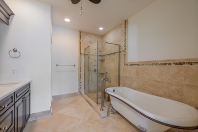 Discover your dream home in this stunning 3-bedroom, 2-bath - photo 20