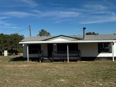 Lake Home Sale Pending in Granbury, Texas