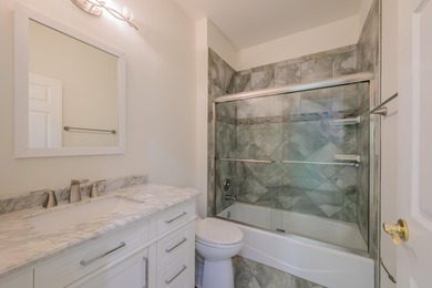Discover your dream home in this stunning 3-bedroom, 2-bath - photo 23