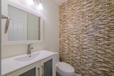Discover your dream home in this stunning 3-bedroom, 2-bath - photo 29