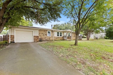 Lake Lewisville Home For Sale in Corinth Texas