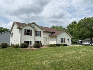 Lake Home For Sale in Poplar Grove, Illinois