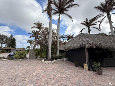 Enjoy sweeping panoramic views from this exceptional 3,031 sq ft - photo 23