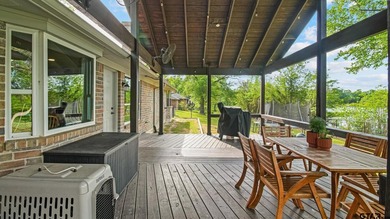 Tucked into one of Mineola's most convenient locations, this - photo 32