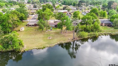 Tucked into one of Mineola's most convenient locations, this - photo 41