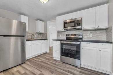 Over $35K Gross Annual Income BUY THIS DUPLEX WITH $1,000 DOWN - photo 1