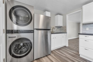 Over $35K Gross Annual Income BUY THIS DUPLEX WITH $1,000 DOWN - photo 3