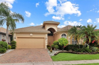 (private lake, pond, creek) Home For Sale in Boynton Beach Florida