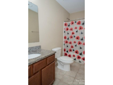 MOTIVATED SELLEERS! Welcome home to this beautifully maintained - photo 12