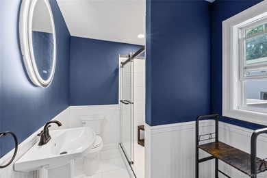 PRICE IMPROVED! Welcome to this exceptional 4-bedroom, 3-bath - photo 23