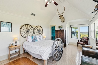 The Aces Ranch is a stunning ~190-acre turnkey Texas ranch with - photo 32
