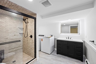 PRICE IMPROVED! Welcome to this exceptional 4-bedroom, 3-bath - photo 33