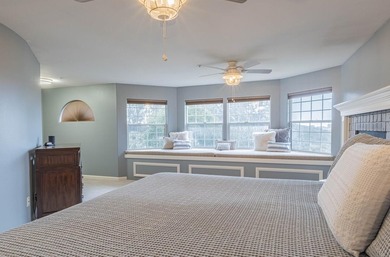 Welcome to a beautiful, private hilltop home in Prunedale. The - photo 39