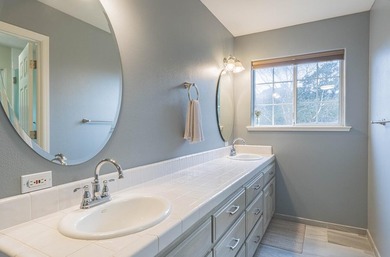 Welcome to a beautiful, private hilltop home in Prunedale. The - photo 43