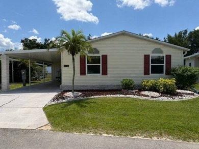 Welcome to this inviting home in Lakewood Village, a warm and - photo 1