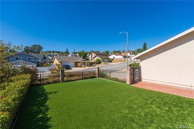 Welcome to 1215 W Bloomwood Road in the heart of Rancho Palos - photo 6